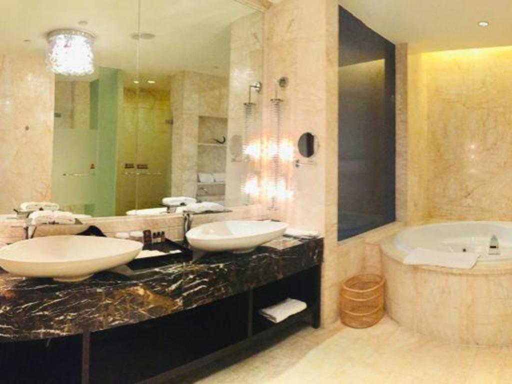 Sichuan Tennis International Hotel Main Building Chengdu Extérieur photo