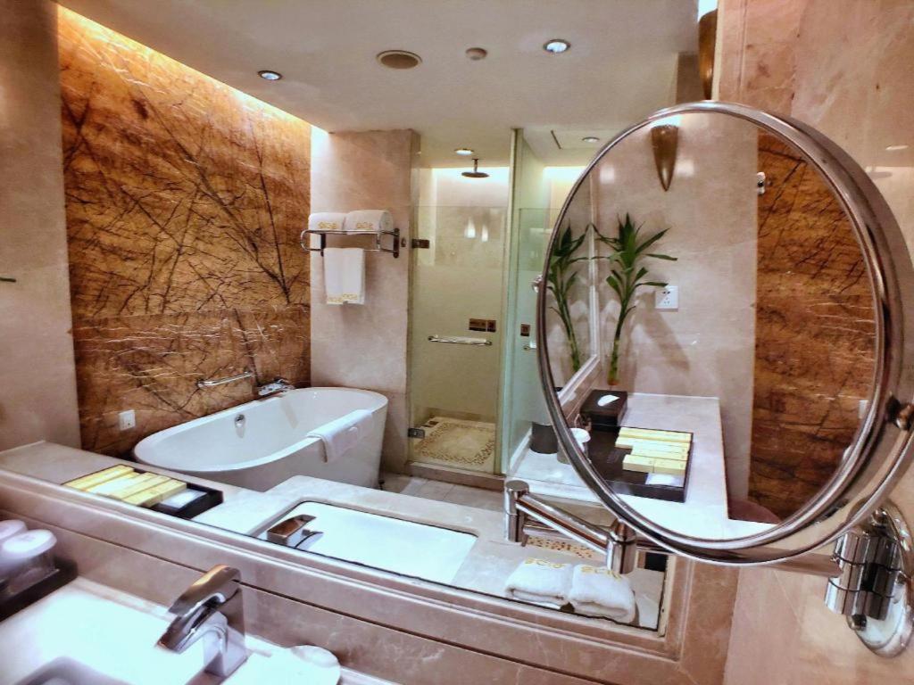 Sichuan Tennis International Hotel Main Building Chengdu Extérieur photo